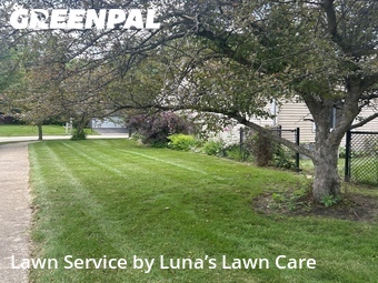 Lawn Cutting nearby Aurora, IL, 