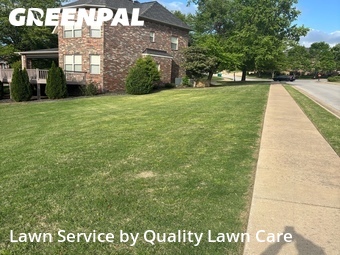 Lawn Mowing nearby Rogers, AR, 