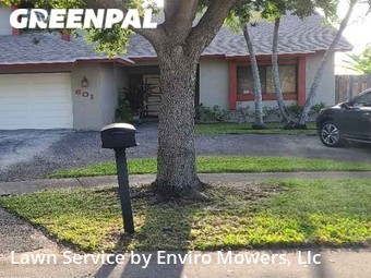 Lawn Mowing Service nearby Pembroke Pines, FL, 