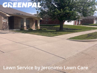 Lawn Carein Benbrook,76126,Yard Cutting by Jeronimo Lawn Care , work completed in Nov , 2025