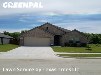 Lawn Cutting nearby Crowley, TX, 