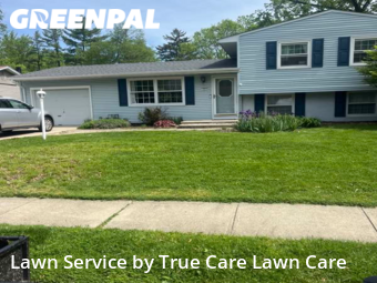 Lawn Care Service nearby Champaign, IL, 