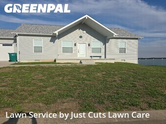 Lawn mowed in Lebanon, 62254