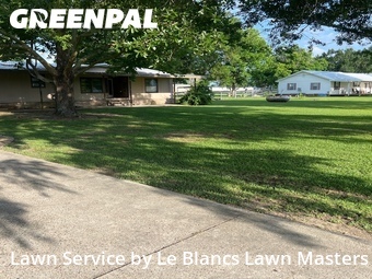 Grass Cutting nearby Saint Martinville, LA, 