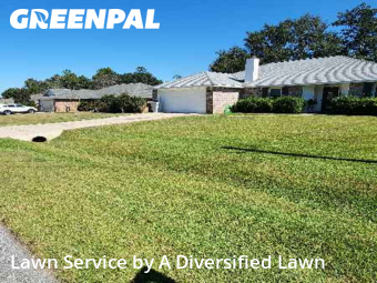 Lawn Mowing Service nearby Pace, FL, 