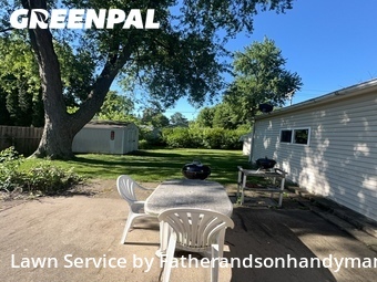 Lawn mowed in Rolling Meadows, 60008