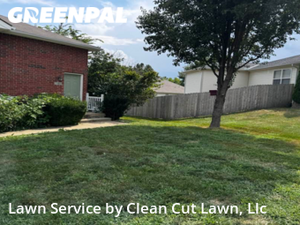 Lawn Mowing Service nearby Blue Springs, MO, 