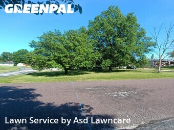 Grass Cutting nearby Columbia, MO, 