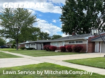 Lawn Cutting nearby Clinton Township, MI, 