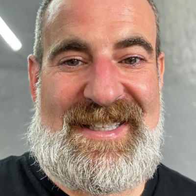 Reviewer-headshot residential-lawn-cutting-businesses-in-Sacramento-CA