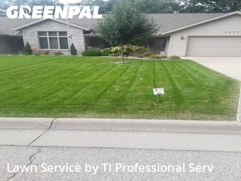 Yard Mowing nearby Verona, WI, 