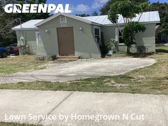 Lawn mowed in Stuart, 34994