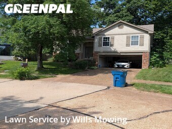Lawn Maintenance nearby Ballwin, MO, 