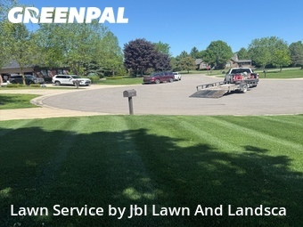 Lawn Service nearby Highland Township, MI, 