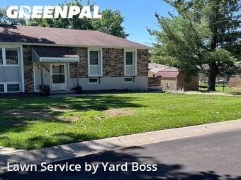 Grass Cutting nearby Blue Springs, MO, 