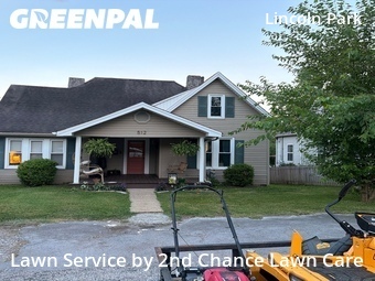 Lawn mowed in Knoxville, 37917