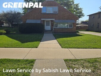 Yard Mowing nearby West Allis, WI, 