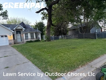 Lawn mowed in Blaine, 55449