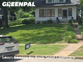 Yard Mowing nearby Richmond Heights, IL, 