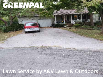 Grass Cut nearby Stilwell, MO, 