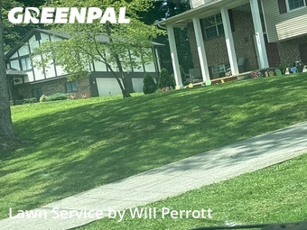 Lawn mowed in Knoxville, 37922