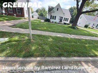 Lawn Care Service nearby West Des Moines, IA, 