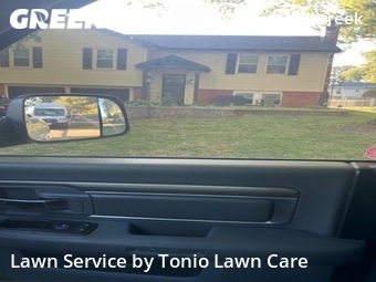 Yard Mowing nearby Shawnee, KS, 