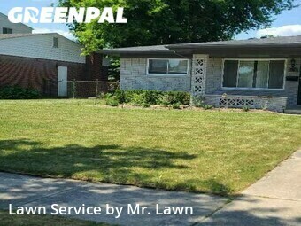 Lawn Maintenance nearby Sterling Heights, MI, 