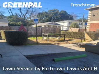 Lawn mowed in Tallahassee, 32304