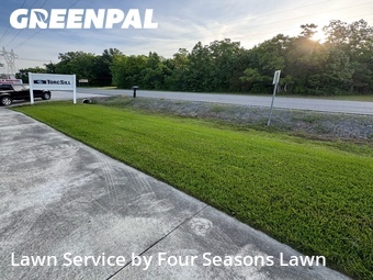 Yard Mowing nearby Gonzales, LA, 