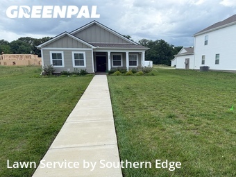 Grass Cutin Clarksville,37040,Lawn Service by Southern Edge , work completed in Jun , 2026
