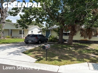 Yard Mowing nearby Pinellas Park, FL, 