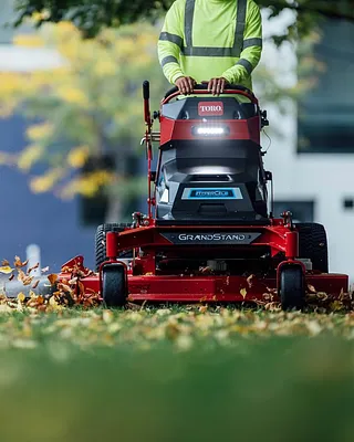 Clay's Power Equipment Photo 7