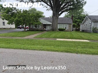 Lawn Mowing nearby Warren, OH, 