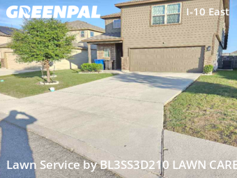 Lawn Mowing nearby Converse, TX, 