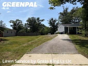 Lawn Mowing nearby Fort Washington, VA, 