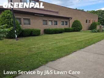 Lawn Mowing Service nearby Erie, PA, 