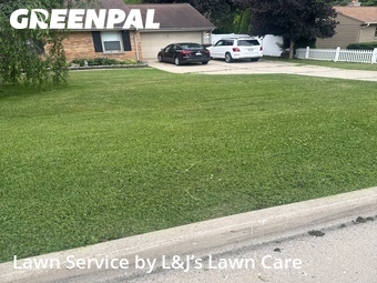 Grass Cut nearby Greenfield, WI, 