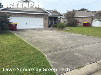 Yard Grooming in Crestview, 32539, Yard Upkeep by Green Tech, work completed in Oct , 2025
