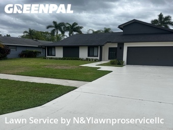 Lawn Cutting nearby Boca Raton, FL, 