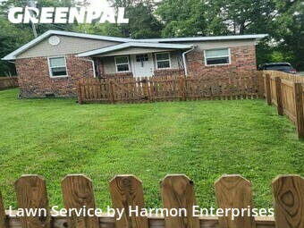 Lawn Care nearby Knoxville, TN, 
