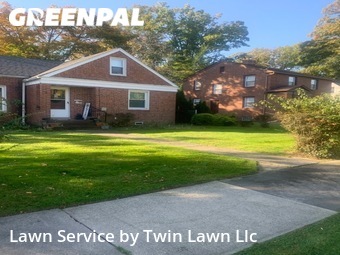Yard Mowing nearby Cleveland Heights, OH, 