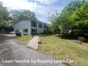 Lawn Maintenance nearby Auburn, GA, 
