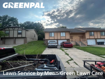 Lawn Mowing Service nearby Blue Springs, MO, 