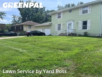 Lawn Care Service nearby Blue Springs, MO, 