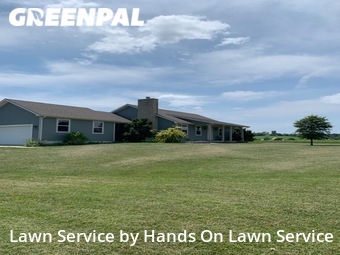 Grass Cutting nearby Lawrence, MO, 