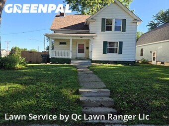 Lawn Service nearby Davenport, IL, 