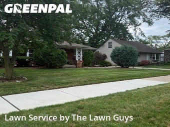 Lawn Mowing nearby Warren, MI, 