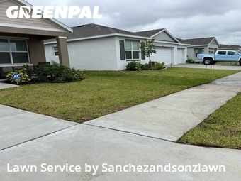 Lawn mowed in Ruskin, 33570