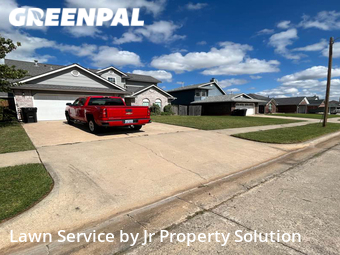 Lawn Mowing nearby Moore, OK, 